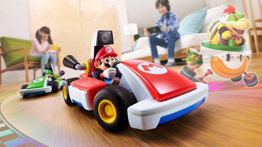 mario-kart-live-home-circuit-toys-let-you-build-a-physical-track-play-it-on-switch-in-october_feature.jpg
