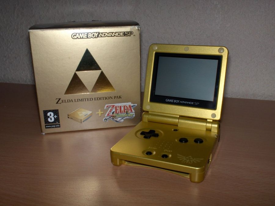 Ma SP zelda edition (en boite).JPG